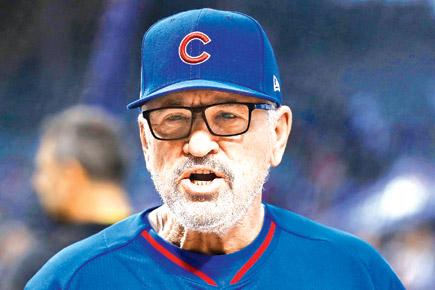 Joe Maddon's mom makes it to World Series thanks to police!