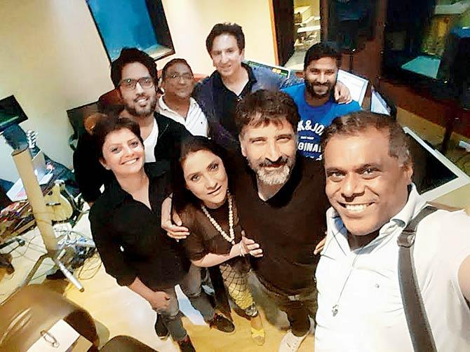 Foreground (from left  to right) Aarti Surendranath, Sonal Dabral and Ashish Vidyarthi. Second row (from left to right) Meenaz Lala, Raajeev Bhalla, Ajay Menon, Kailash Surendranath and a colleague.