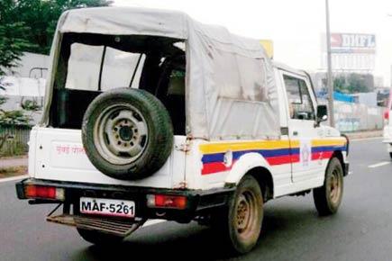 Mumbai: Alert citizen nails fake police cars in Bandra