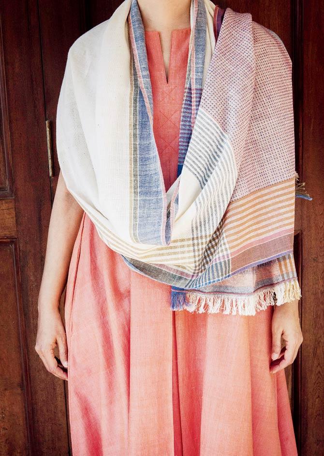 A kurta from Kishmish paired with a stole from WomenWeave