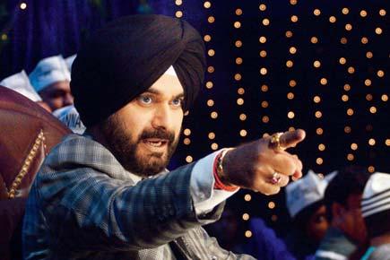 Sidhu in trouble for cracking 'vulgar' jokes on 'Kapil Sharma Show'