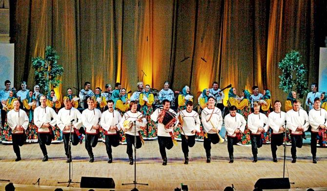 The Piatnitsky Choir consists of the best singers, dancers and musicians representing 30 regions of Russia