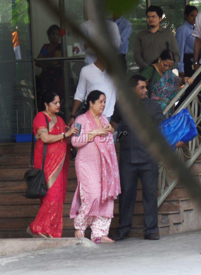 Shilpa Shetty Kundra with mother Sunanda Shetty