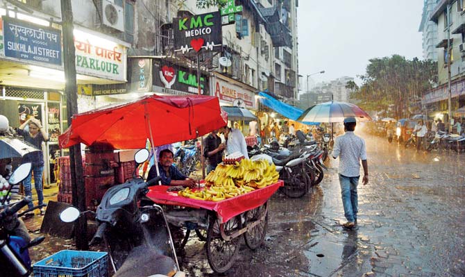 Shuklaji Street in Kamathipura is one of the places that takes centre stage in Ajith Pillai’s Junkland Journeys, which takes us through the Mumbai of the eighties