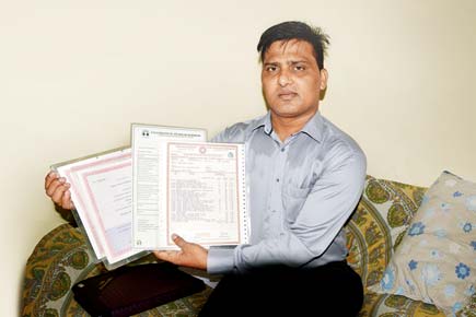 Mumbai: BMC denies job to sweeper-scholar, says he's not qualified 