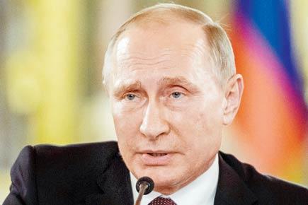 Vladimir Putin cancels Paris visit