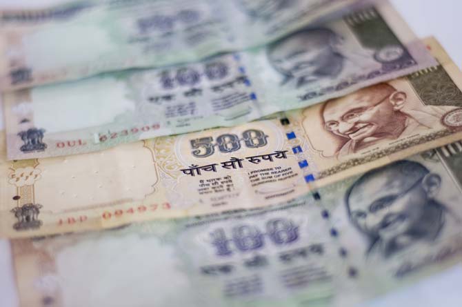 RBI to launch new Rs 100 currency note soon