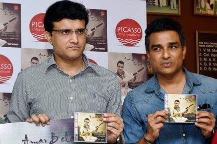 Sanjay Manjrekar turns singer, launches first music album
