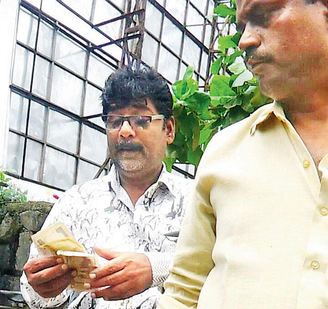 The passenger (left) and his family was asked to cough up Rs 2,400 for the trip