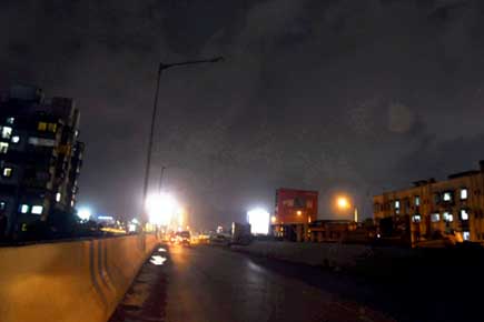 45 lights go bust on Goregaon flyover, but no replacements yet