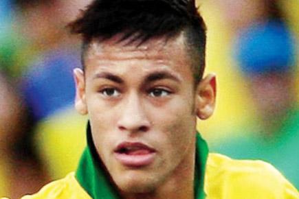 Police arrest Neymar imposter for blackmailing women