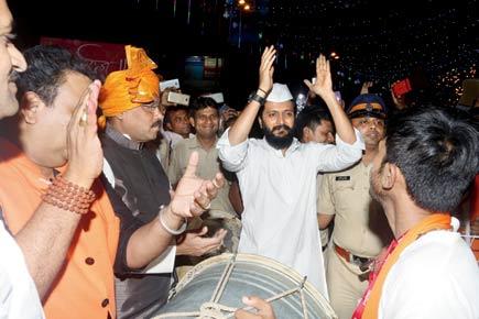 Ganpati Bappa Morya! Bollywood celebs go pandal-hopping in Mumbai