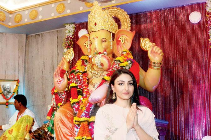 Soha Ali Khan at Andhericha Raja on September 9