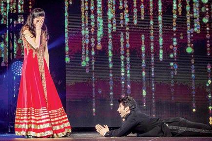 Aditya Roy Kapoor asks Katrina Kaif out!
