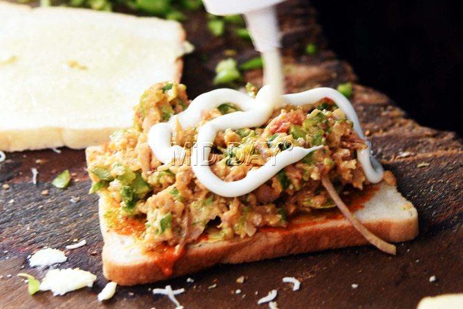 Pramod Gupta’s (above) mayo cheese chilli toast is a hit with the student crowd at Marine Lines. PICS/SURESH KARKERA