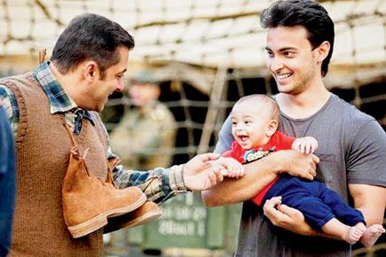 Baby Ahil finds uncle Salman Khan amusing