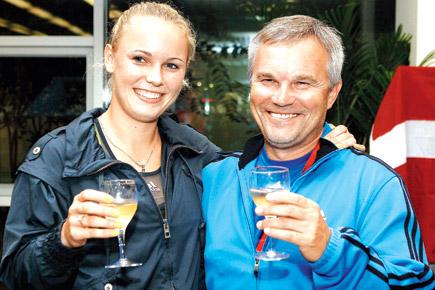 Caroline Wozniacki praises her dad in letter to her younger self