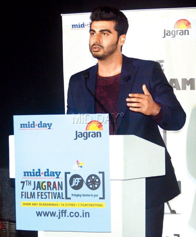 Arjun Kapoor speaking at the opening ceremony of the 7th Jagran Film Festival at Cinepolis, Andheri (W) on Monday. Pics/Satej Shinde