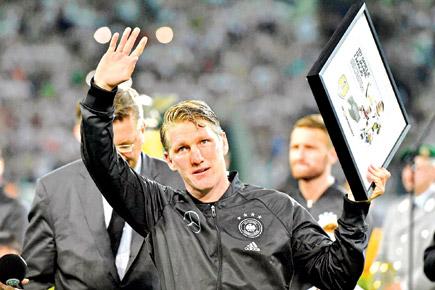 Bastin Schweinsteiger eyes American dream after Germany retirement