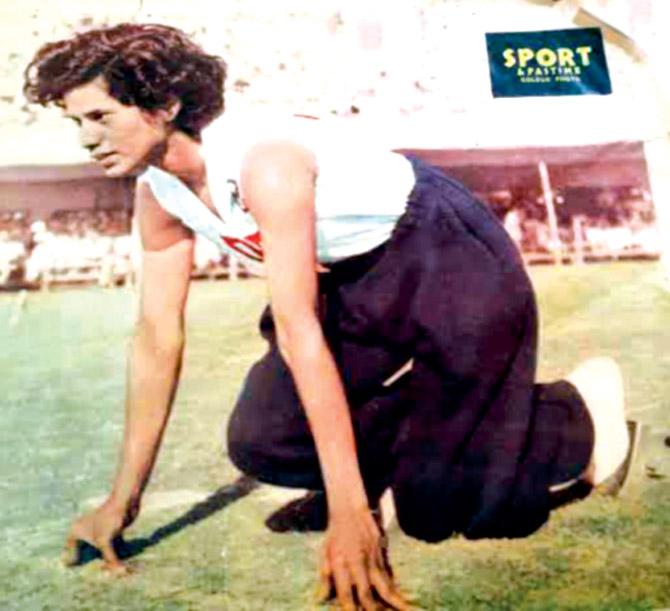 A page from the November 12, 1955 issue of Sport & Pastime magazine
