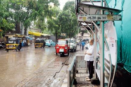 Mumbai: East or west, bus 215 in Bandra is not the BEST