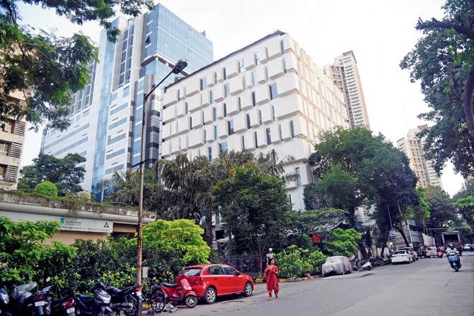 Global Hospital, Parel, is where the male nurse smuggled ampoules from