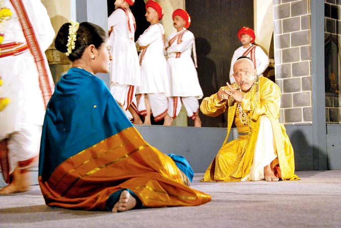 Madhav Abhyankar (right), who in 1994 resurrected the historical costume drama Ghashiram Kotwal, says that many in the Pune-based Theatre Academy termed him “foolishly ambitious” to attempt the feat and, aside from Dr Mohan Agashe, no one had applauded his work