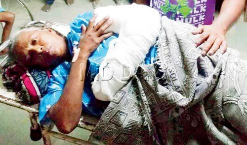 Sabita Jain was outside a Ganesh Mandak in Tilak Nagar when a tanker knocked her down, and ran over her. Pics/Satej Shinde
