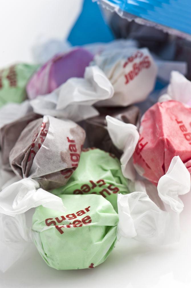 Sugarless candies help prevent bad breath