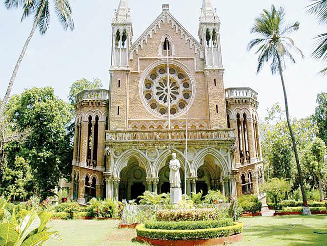 Maharashtra approved 46 colleges offering traditional courses across the state, of these 18 are affiliated to the University of Mumbai