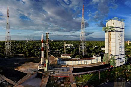 India puts weather satellite SCATSAT-1 into orbit 