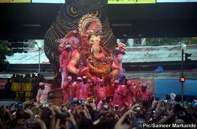 The immersion procession of Lalbaugcha Raja