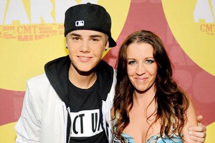 Singer Justin Bieber's mother to accompany him to India for Mumbai concert