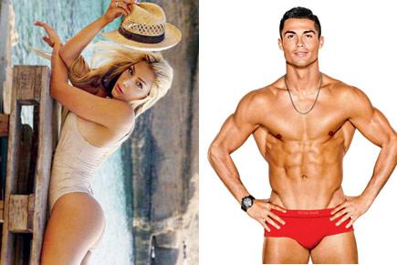 What?! Model claims Cristiano Ronaldo fakes the size of his bulge through padding