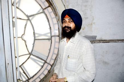 The man who shows Mumbai the time