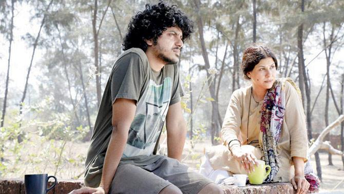 Alok Rajwade and Iravati Harshe in Kaasav, directed by Sumitra Bhave and Sunil Sukthankar, which won National Film Award for Best Feature Film of 2016