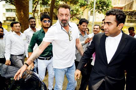 Sanjay Dutt appears in Andheri court after warrant issued against him