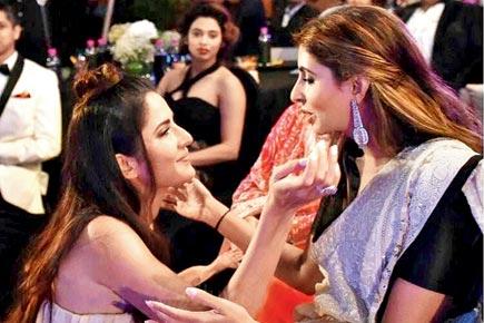What is Katrina Kaif trying to say to Shweta Bachchan Nanda?