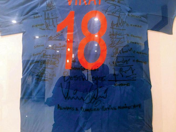 Shahid Afridi thanks Virat Kohli and Co. for signed jersey