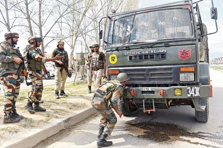 Ahead of PM's J&K visit, attack on Army convoy, 2 soldiers hurt