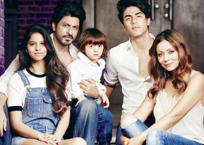 Shah Rukh Khan and wife Gauri Khan with children Aryan, Suhana and AbRam
