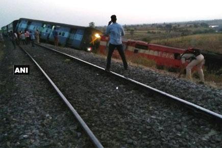 Aurangabad-Hyderabad passenger train derails in Karnataka, none hurt