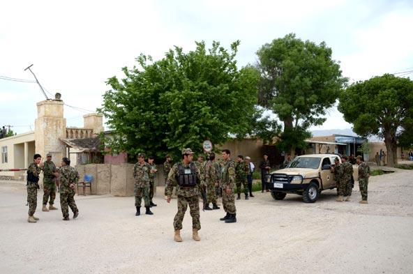 80 die in Afghan army base attack