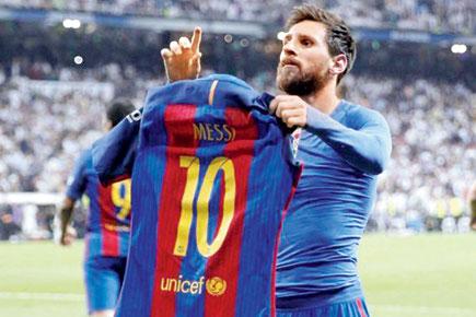 Here's how Superhuman Lionel Messi's jersey defies gravity!
