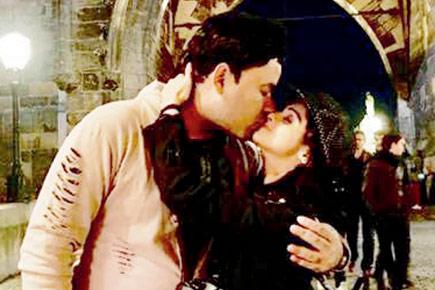 'Sasural Simar Ka' actress Jyotsna Chandola seals it with a kiss