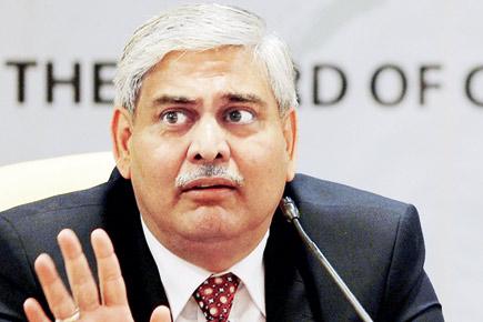 Shashank Manohar may stay on as ICC chief till 2018