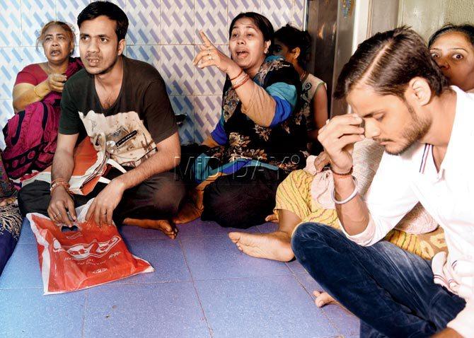 Family, including her cousin Akash (in white), who was with her on the fateful day. Pic/Pradeep Dhivar