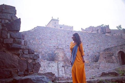 'Proud Hyderabadi' Sania Mirza visits Golconda Fort