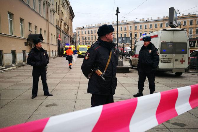 At least 10 killed in twin blast at St Petersburg metro station