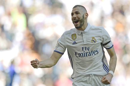 Real Madrid consolidate first place with 3-0 Deportivo Alaves win